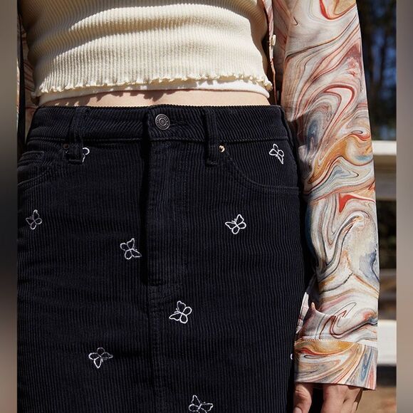 Pacsun Butterfly corduroy Mini Skirt Women Size 26 - Picture 8 of 11